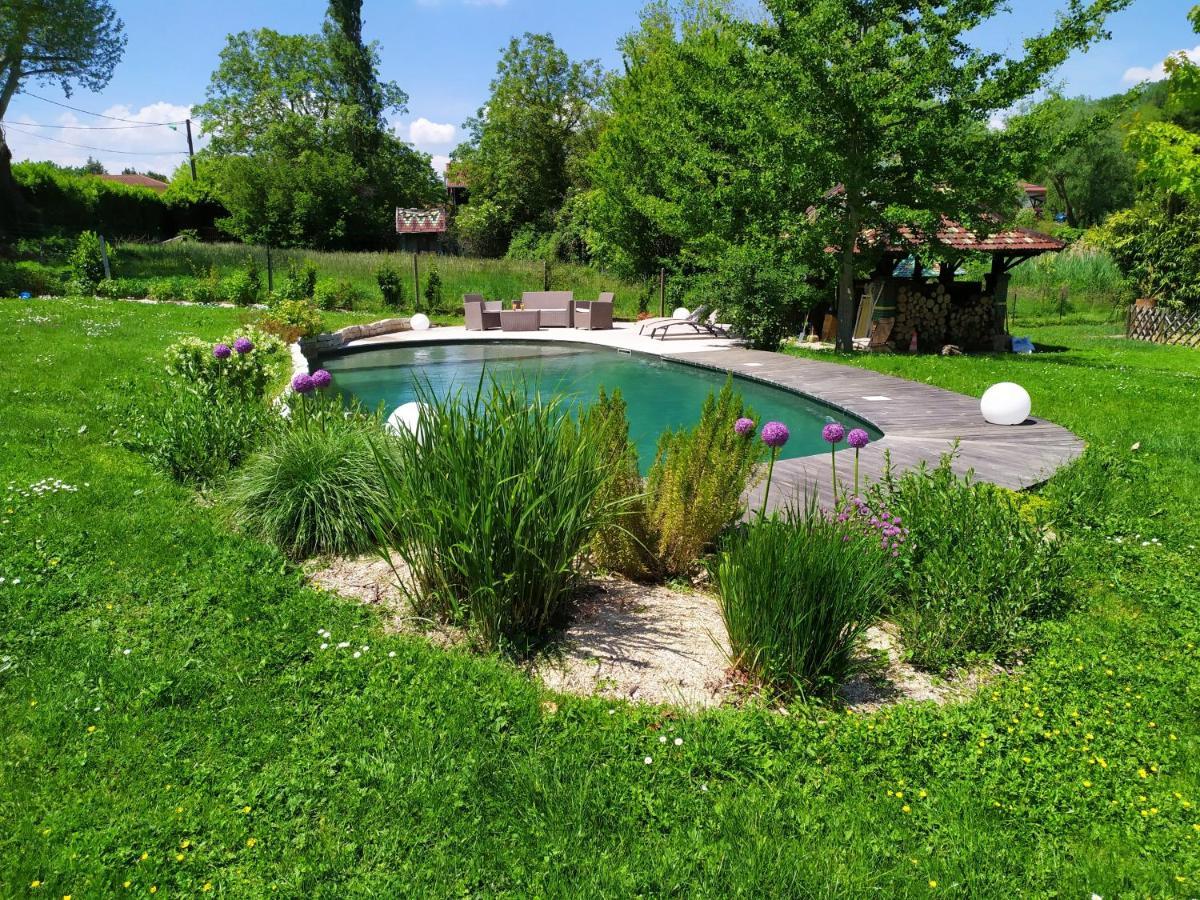 La Fee Des Eaux Bed & Breakfast Vernaison ภายนอก รูปภาพ