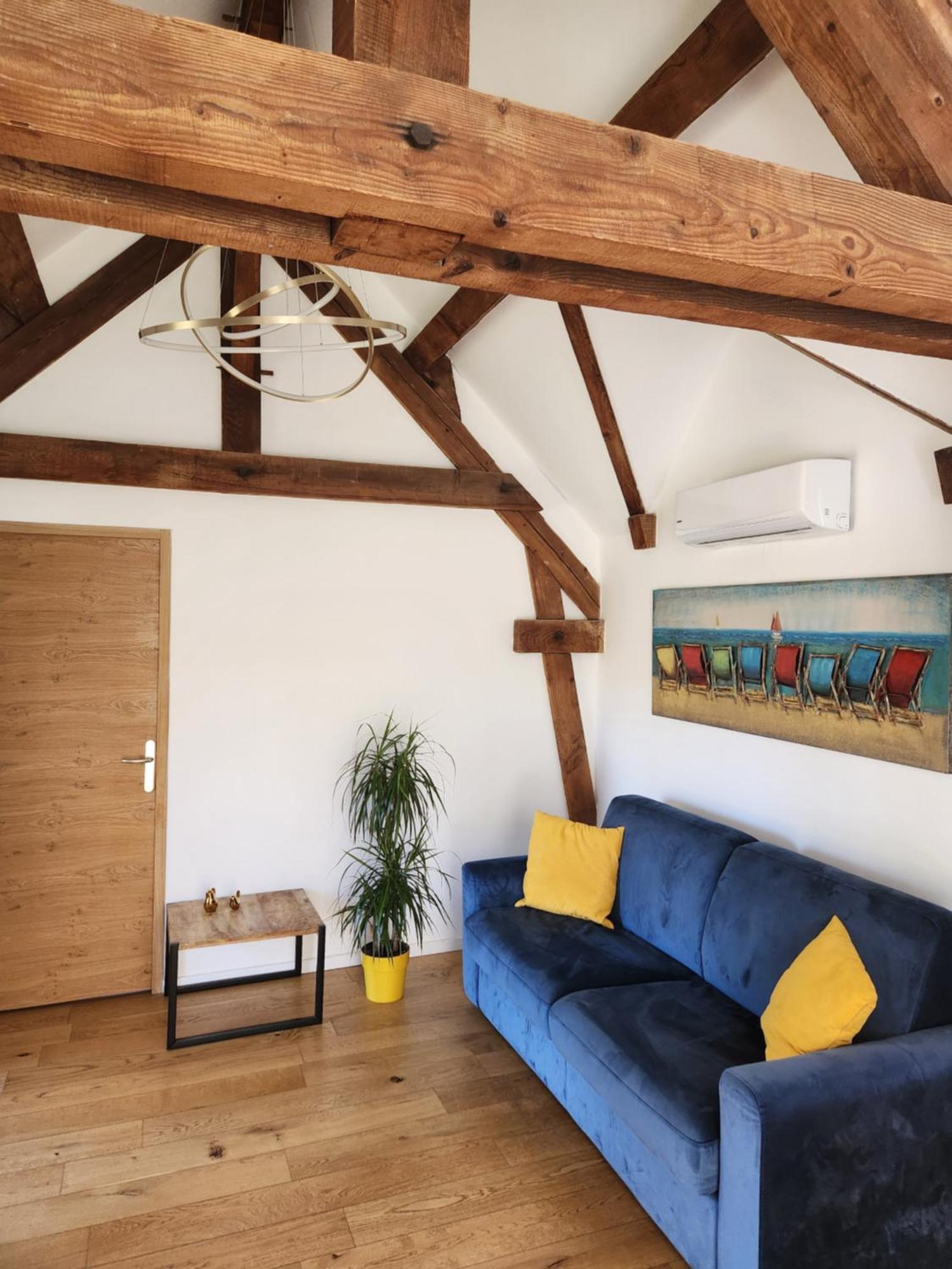 La Fee Des Eaux Bed & Breakfast Vernaison ภายนอก รูปภาพ